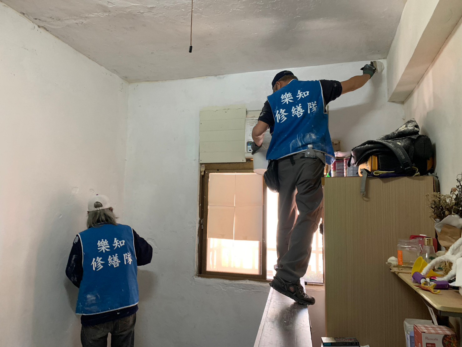 【🔧樂知修繕隊】清理壁癌，生活更安全(標題圖檔)