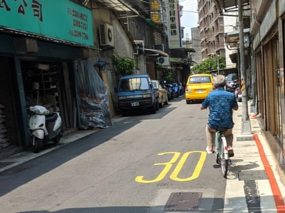 我跟你說喔！有位善士打電話來，說要捐一台新的卡打掐(標題圖檔)