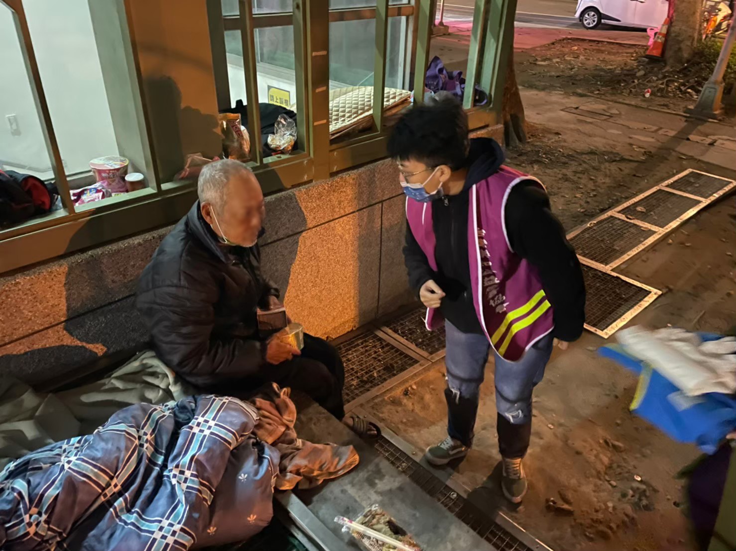 【💪關懷服務】新年前夕、夜訪關心(標題圖檔)