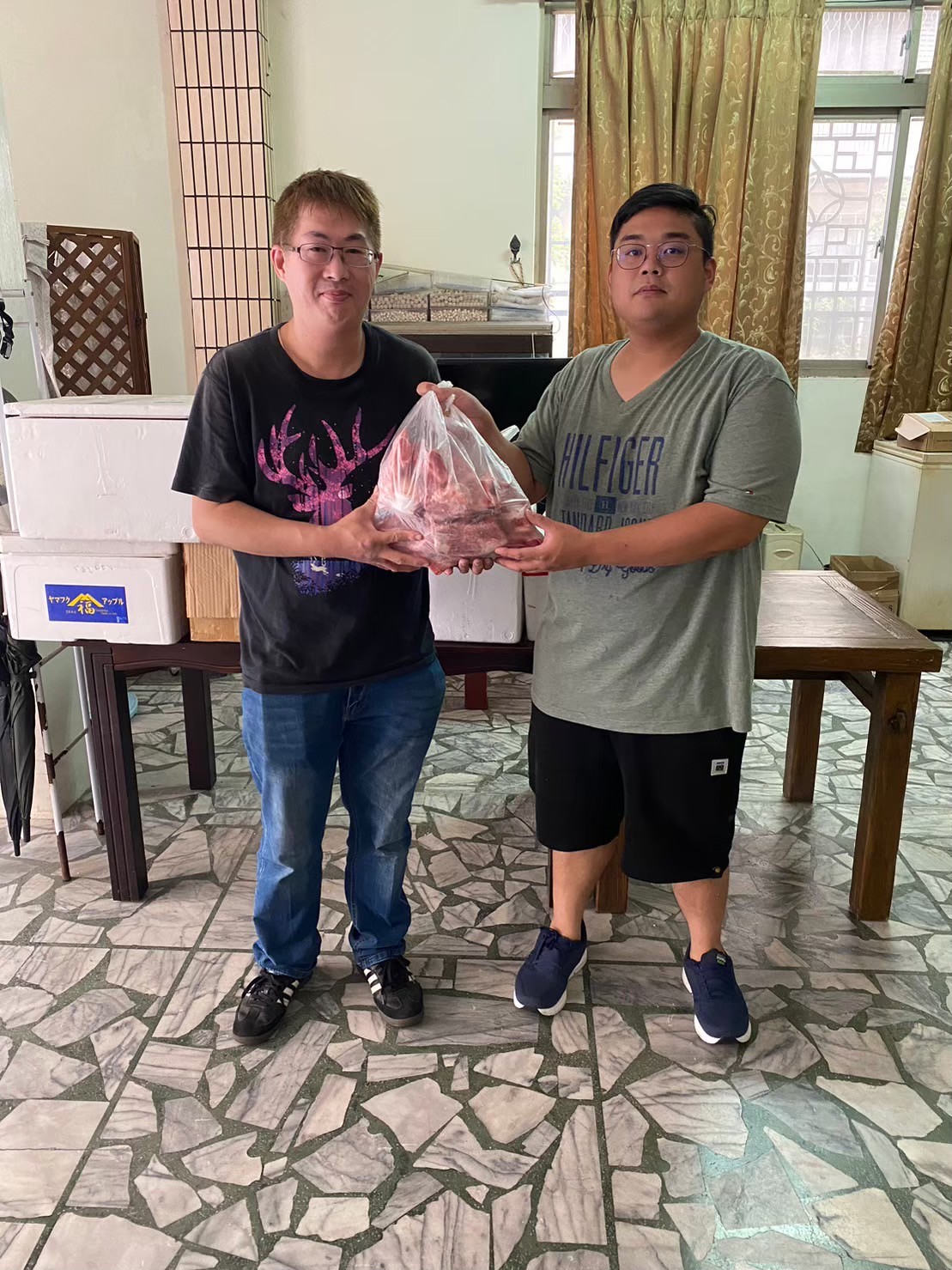 采芝豐工作室愛心捐物(標題圖檔)